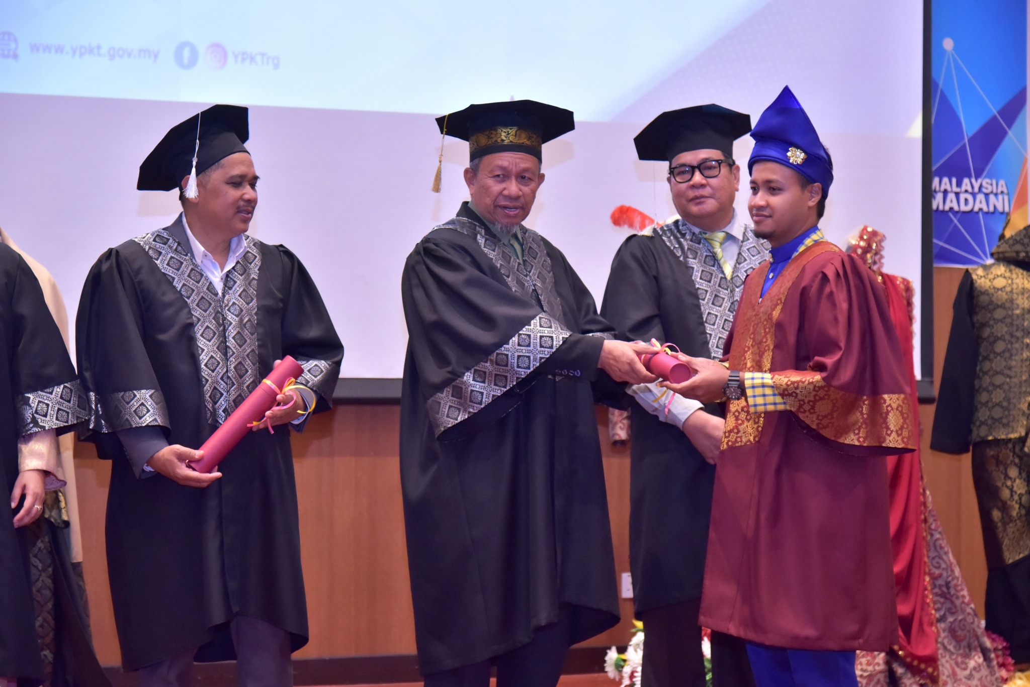 Graduasi KJK9