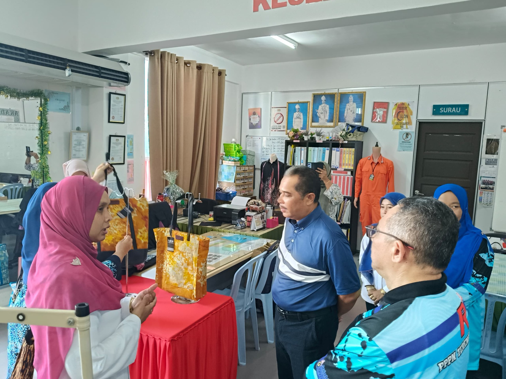 sesi bersua bersama penjahit