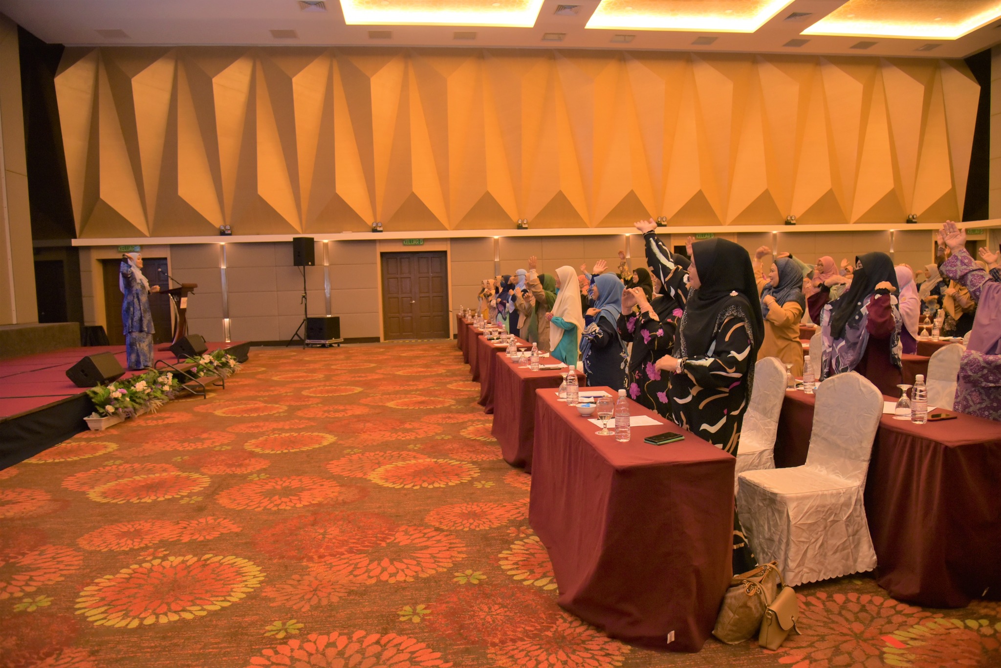 Bengkel Pengurusan Bantuan Kelab Ibu Tunggal YPKT6